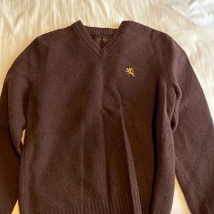 Men’s brown sweater